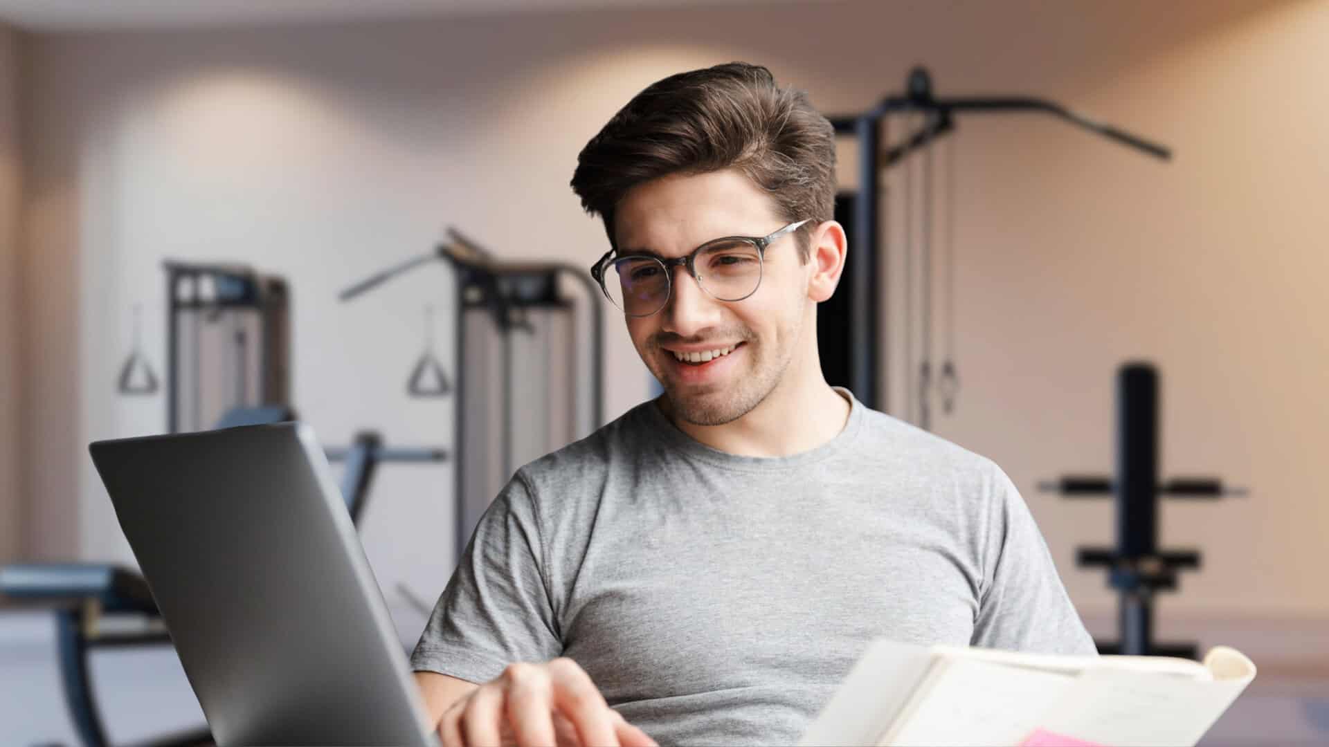 Gym owner reviews his membership figures and sets up an automation in his gym software to re-engage lapsed members.